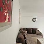 Bral One Bedroom - Near The Апартаменты