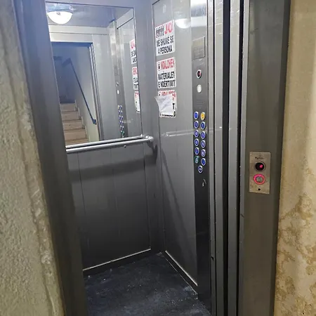 Bral One Bedroom - Near The *