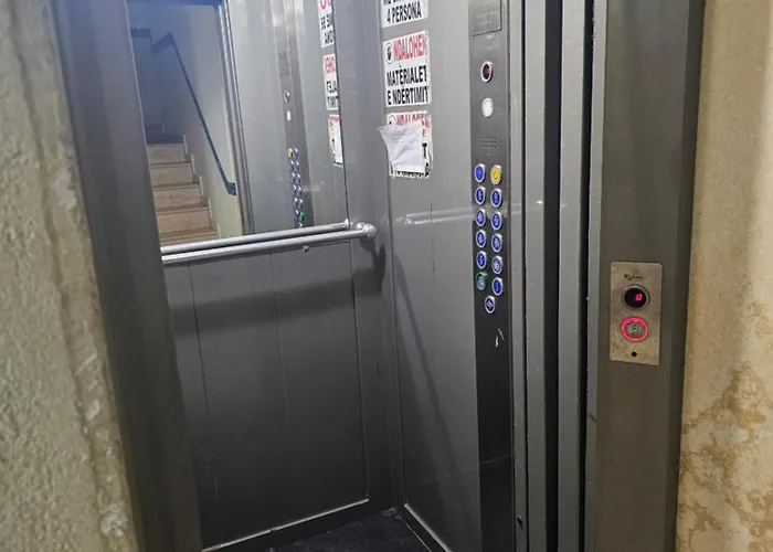 Bral One Bedroom - Near The *
